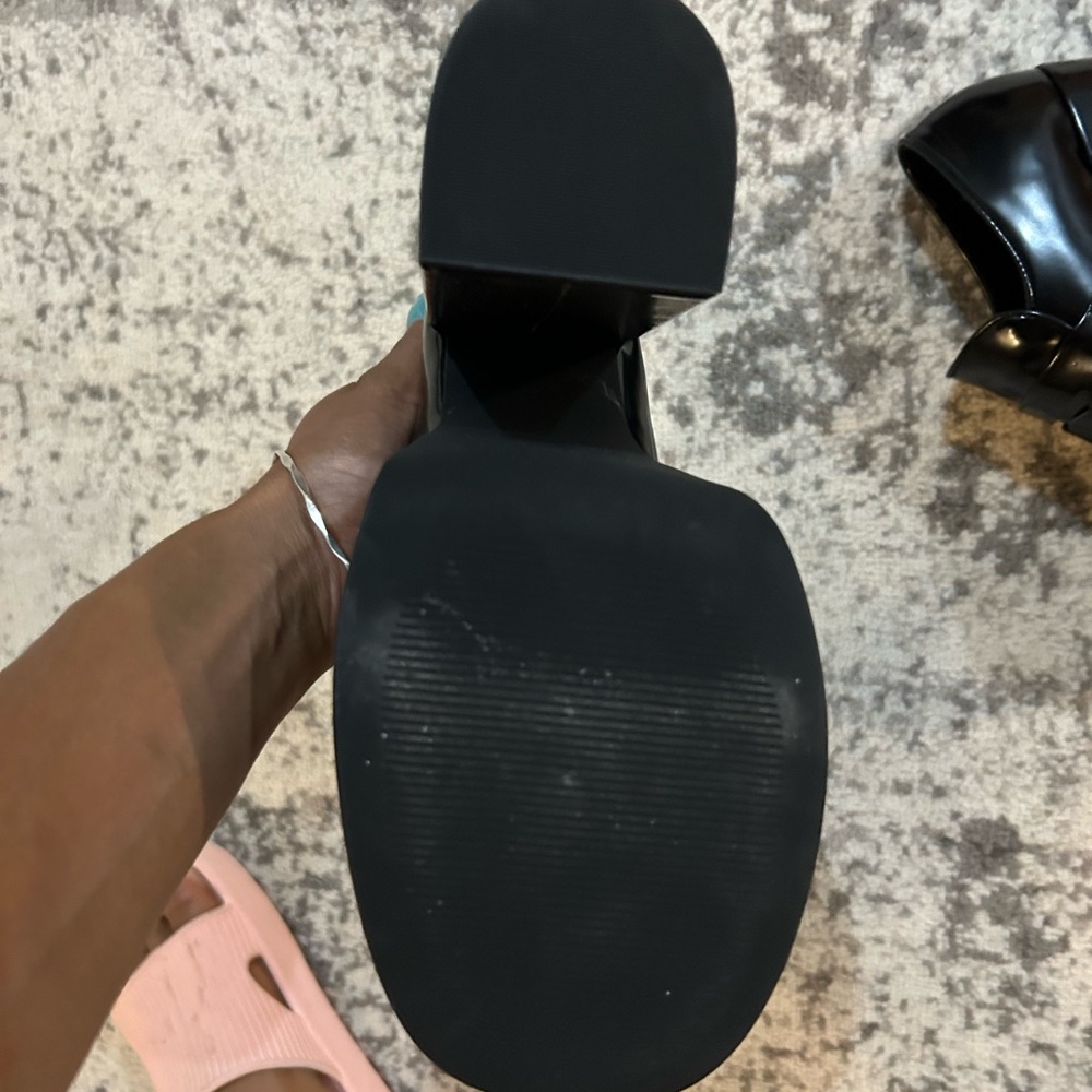 Steve Madden Platform Loafer. Never Worn Outside. - Picture 3 of 4